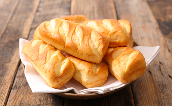 Pan de leche con bebida de almendras Vivesoy