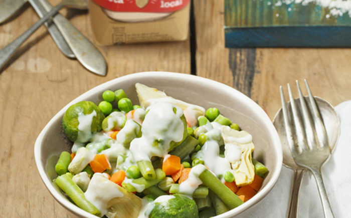 Verduras al vapor con salsa de queso y Vivesoy avena