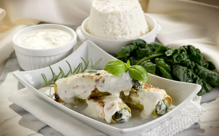 Canelones de espinacas con bechamel Vivesoy